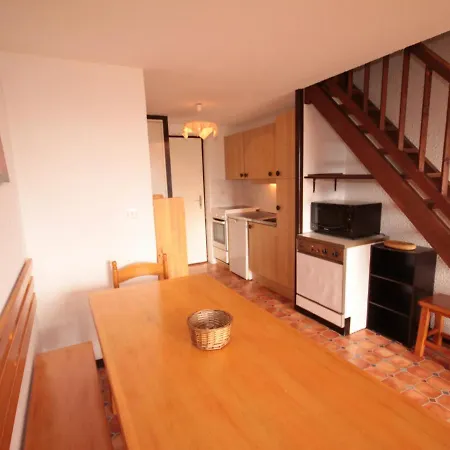 Ensoleille, Equipe Avec Balcon Au Coeur Des Saisies, Animaux Acceptes - Fr-1-293-186 *